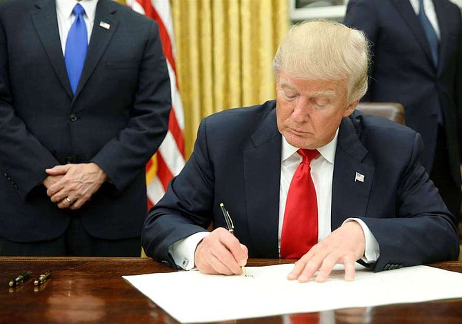 Trump jura que llevará a la Corte Suprema su pelea contra las ciudades santuario