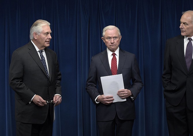 Top US officials explain aspects of Trump's new immigration order