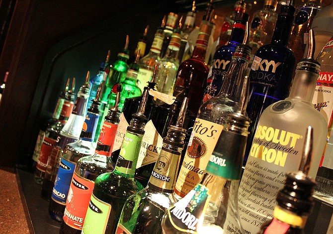 Tips para seleccionar y comprar el licor para tu boda