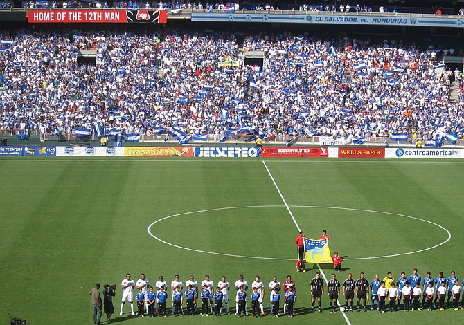 Honduras contra El Salvador en DC