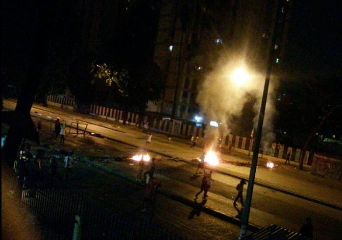 10 muertos durante saqueos nocturnos en Caracas