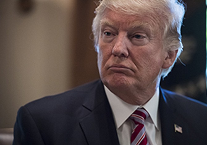 Legisladores republicanos muestran crecientes preocupaciones sobre controversias de Trump