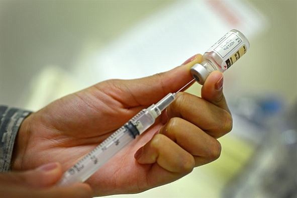 Lanzan en África la primera vacuna contra la malaria