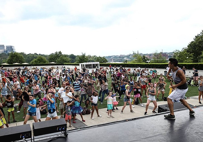 Celebra el Día Nacional de la Danza en The Kennedy Center
