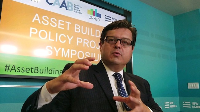 Gobierno y organizaciones de DC apoyan a microempresarios latinos