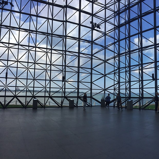 “Andamios” diseñados por el arquitecto del museo Ieoh Ming Pei
