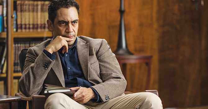 El actor José Zúñiga como Dr. Hotchkiss en The Dark Tower. Foto Cortesía de SONY