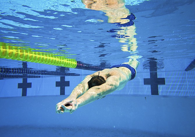 ¡Al agua! Conoce los beneficios de la natación para tu salud