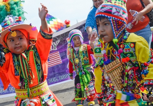 NIÑOS. Pro Bolivia tiene como misión conectar a los niños con la cultura boliviana. Estos pequeños participaron en el Festival 2016.
