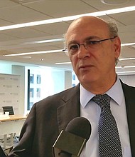 Chamorro: La independencia y fiscalización del poder son fundamentales en los medios