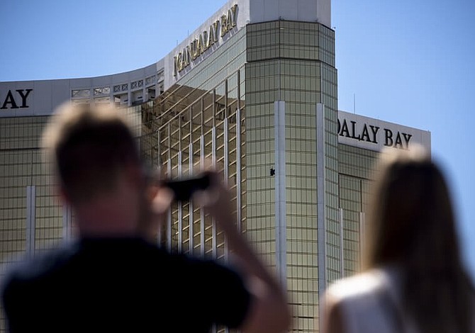 Superviviente de matanza de Las Vegas interpone primera demanda contra hotel
