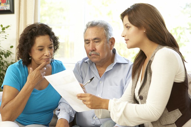 Latinos deben aprender a ahorrar para la jubilación