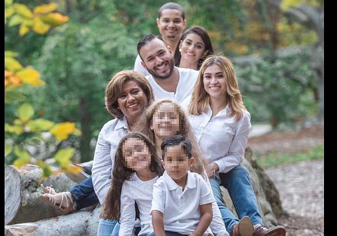 La angustia de una abuela de Somerville por la no extensión del TPS