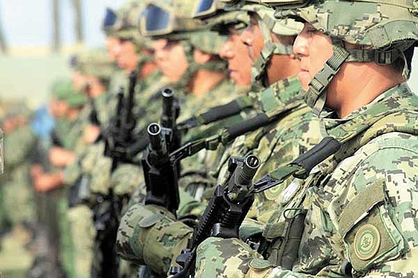 AUTONOMÍA. El Ejército Mexicano produce sus propios uniformes y calzados gracias a once fábricas que lo elaboran y no están disponibles al público.