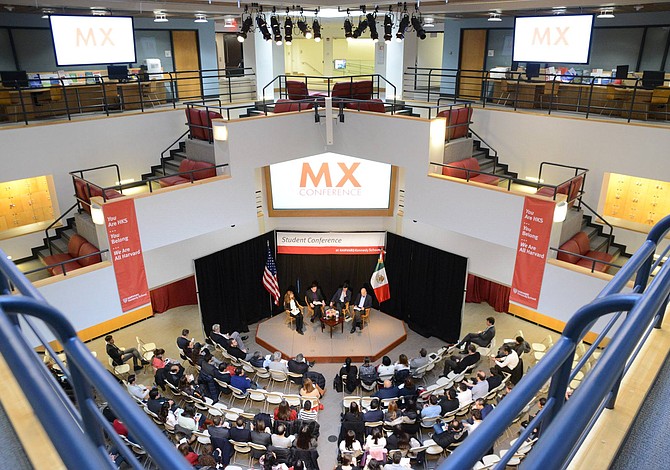 Mexicanos reflexionaron sobre su pasado, presente y futuro en la Conferencia de Harvard