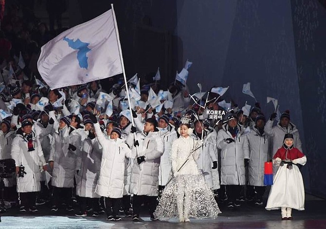 Una histórica ceremonia abre los Juegos del acercamiento intercoreano