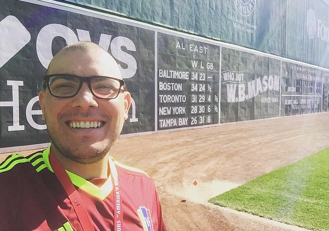 Emprendedor venezolano en Boston crea una productora de artistas latinos