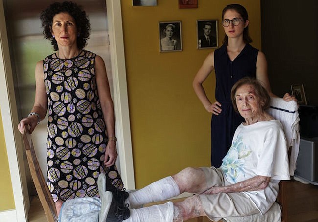 ¿Es necesario operar a abuelitos casi centenarios?