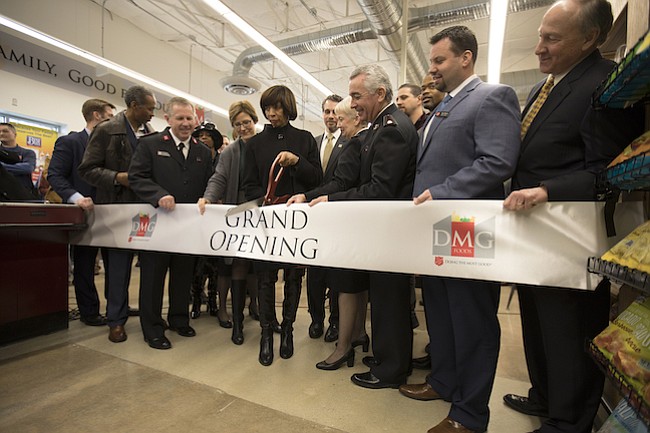 Salvation Army inaugura su primera tienda de alimentos del país en Baltimore, Maryland