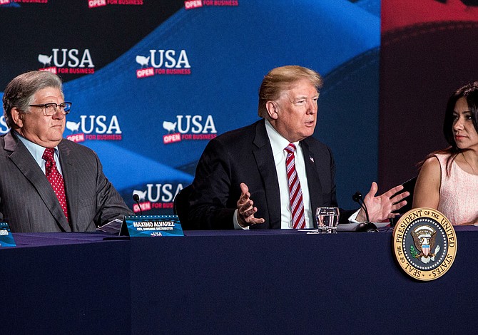 En el sur de Florida, Trump llega a los votantes hispanos que son receptivos a su mensaje