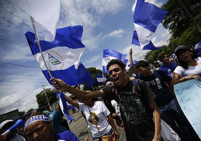 Diálogo no logra hacer cesar las protestas en contra de Ortega en Nicaragua