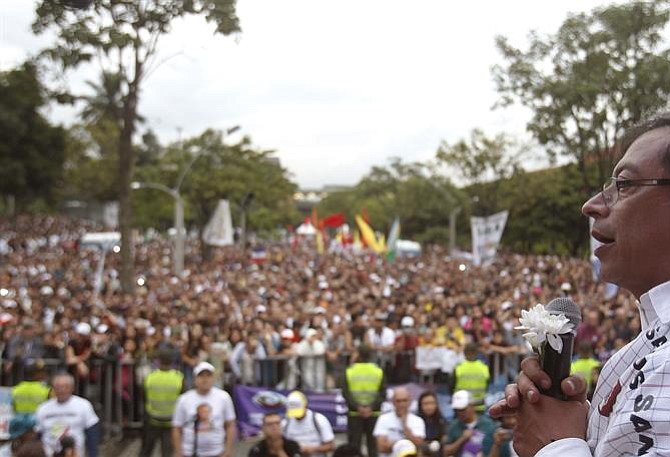 ¿Gustavo Petro podrá romper con la tradición política de Colombia?