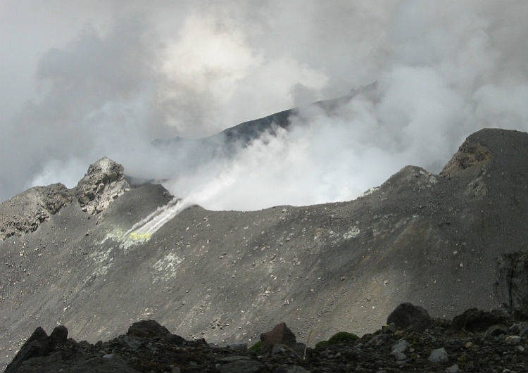 Temblor en Pasto deja dos muertos y cientos de afectados Temblor en Pasto deja dos muertos y cientos de afectados