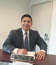 Víctor Ramírez. El primer senador en el Capitolio de Maryland, renuncia a su cargo al lanzarse para fiscal estatal en Prince George’s. Es de origen salvadoreño.