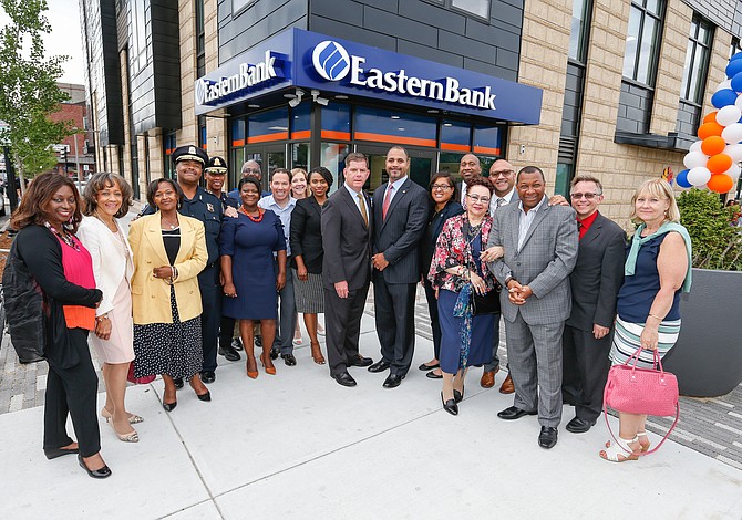 Eastern Bank abrió una nueva sucursal en Roxbury