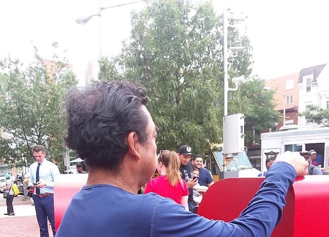 Tres inmigrantes cuentan qué harán ante el fin del TPS