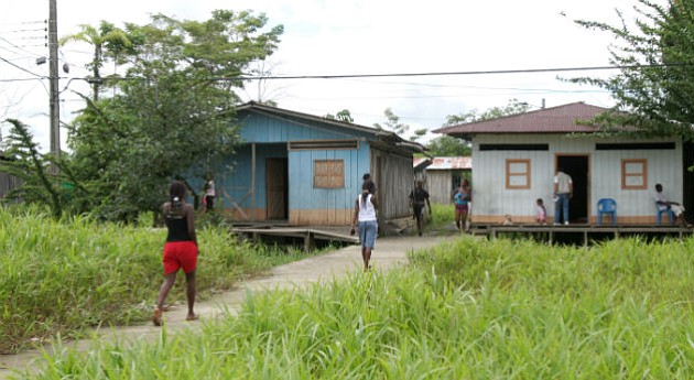 Emergencia por desplazamiento forzado de más de 400 personas en el suroeste de Colombia