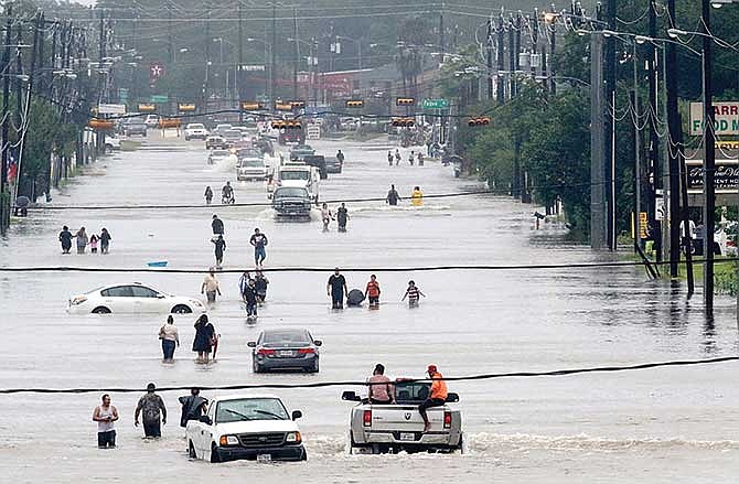 DEVASTADOR. El paso del huracán ‘Harvey’ por el sureste de Texas dejó alrededor de sesenta víctimas mortales, decenas de miles de desplazados y varios miles de millones de dólares en pérdidas materiales.
