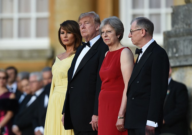 Trump dice que no habrá acuerdo comercial con el Reino Unido de avanzar el brexit