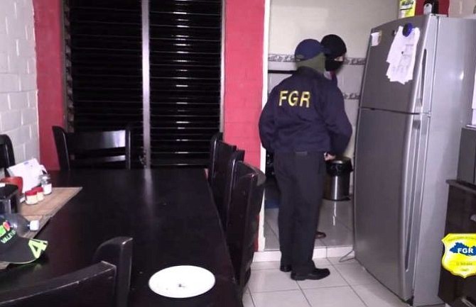 Fiscalía en El Salvador encontró rastros de sangre en la vivienda que compartía Jocelyn Abarca y su pareja