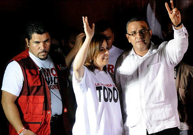 Petición de Vanda Pignato contra juez atrasa la extradición de Mauricio Funes