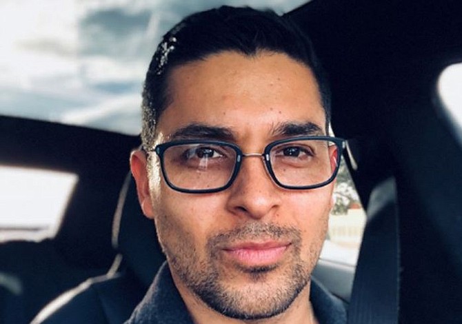 Wilmer Valderrama, ex pareja de Demi Lovato “devastado” tras la hospitalización de la estrella pop