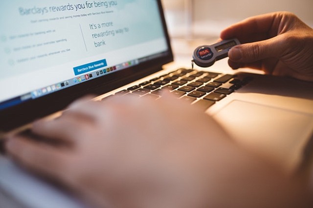 Espiando tus hábitos, las empresas pueden tener un perfil de tu salud