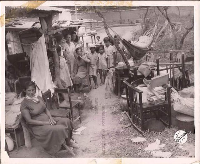 En casi todos los pueblos de Lara que fueron alcanzados por el terremoto, las familias se vieron obligadas a pernoctar en la calle