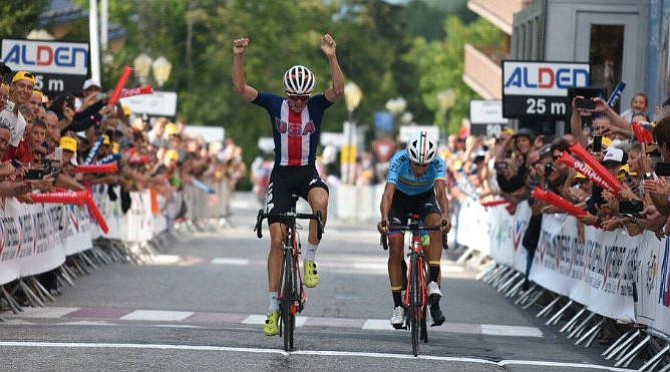 Iván Ramiro Sosa se impuso en la séptima etapa del Tour de L’Avenir