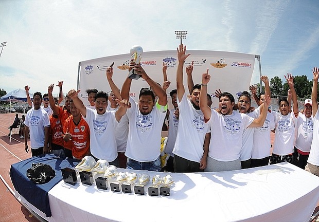 Real Chiapas levanta la Copa de campeones del Torneo de Copa de la American Soccer League 2018.