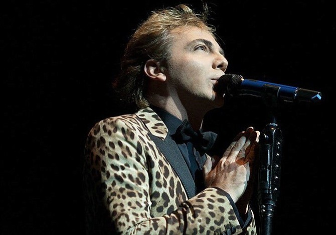 Cristian Castro sorprende con tributo a Juan Gabriel