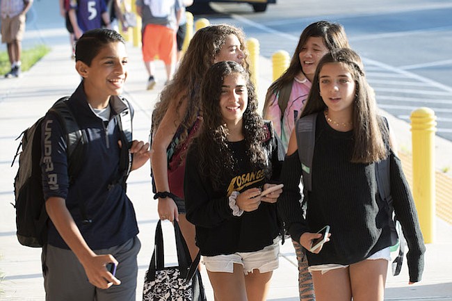 Más programas y oportunidades en escuelas de Montgomery