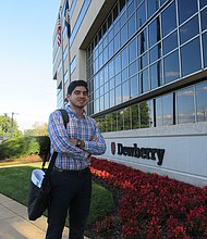 INGENIERO. A sus 23 años, Enrique Sanz trabaja para una reconocida firma de ingeniería.