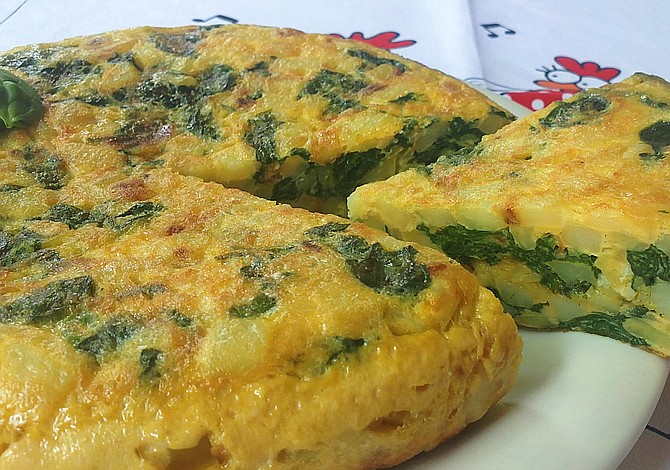 Tortilla de espinaca para alegrar a los niños