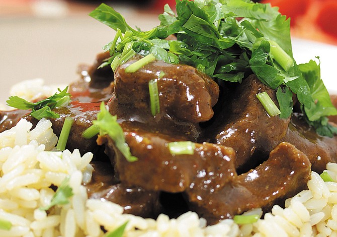 Chivo al curry