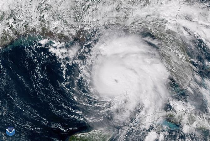 Huracán Michael se acerca a Florida con vientos que superan los 200 km/h