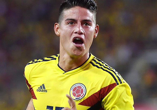 Confirman que el futbolista James tiene problemas musculares