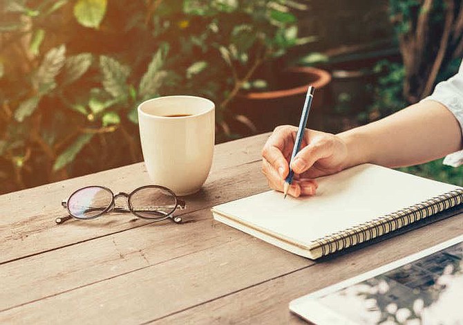 La escritura puede ser tu mejor terapia contra el estrés y la depresión