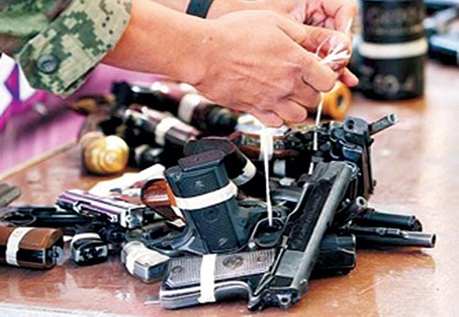 CONSECUENCIA. Las autoridades de México relacionan la entrada de decenas de miles de armas estadounidenses con el aumento de homicidios con arma de fuego en el país.
