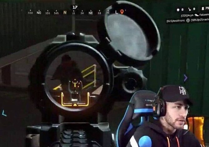 Neymar estaba jugando Call of Duty mientras se entregaba el Balón de Oro